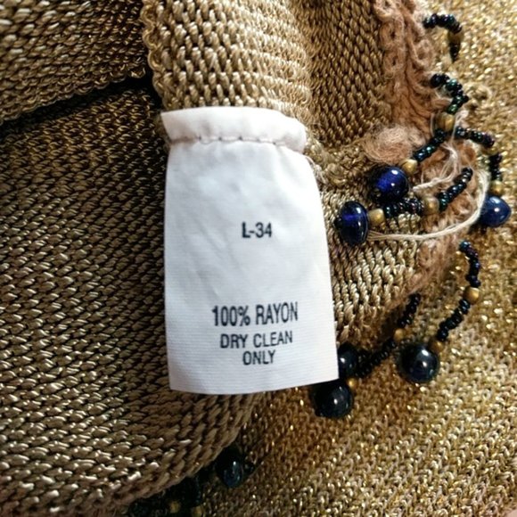 Gold Luxury Hand-Knit Sleeveless Top by Elaris Size Small - Picture 6 of 8